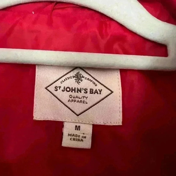 St. John’s Bay Red Quilted Puffer Vest – Women’s Size M - Picture 2 of 11